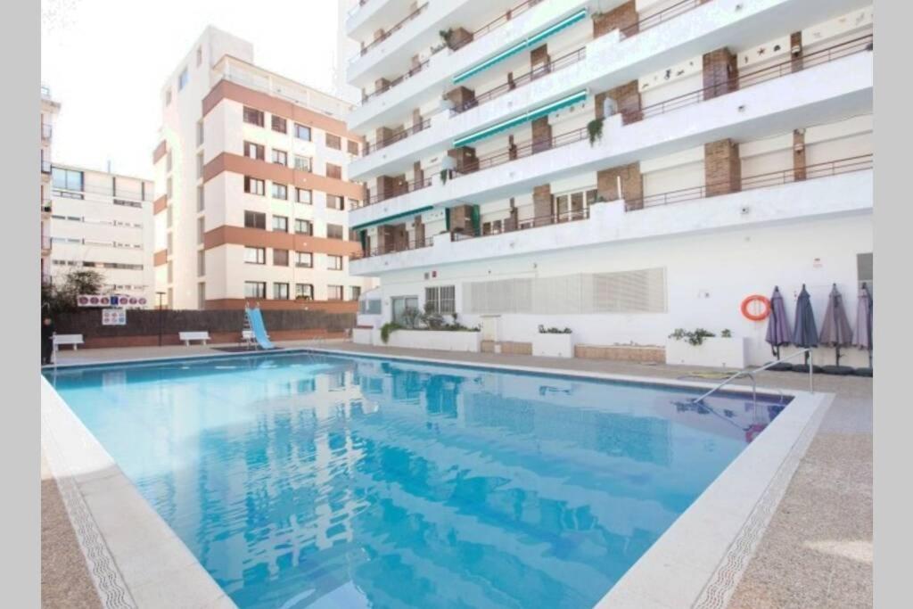 Apartamento Con Piscina A 2 Minutos De La Playa!!! Lloret de Mar Dış mekan fotoğraf